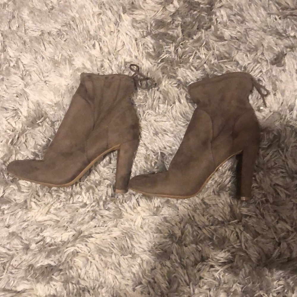 Ankle booties